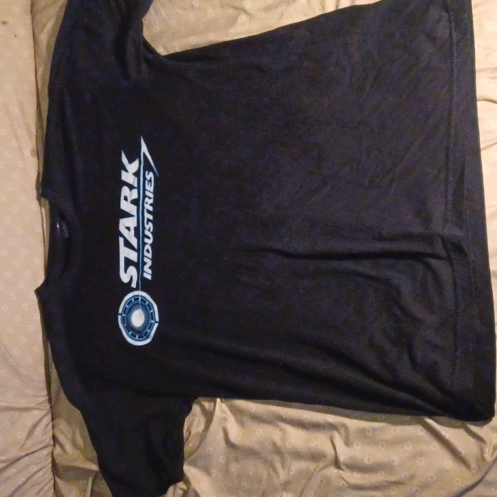 STARK INDUSTRIES TSHIRT SIZE L BLACK